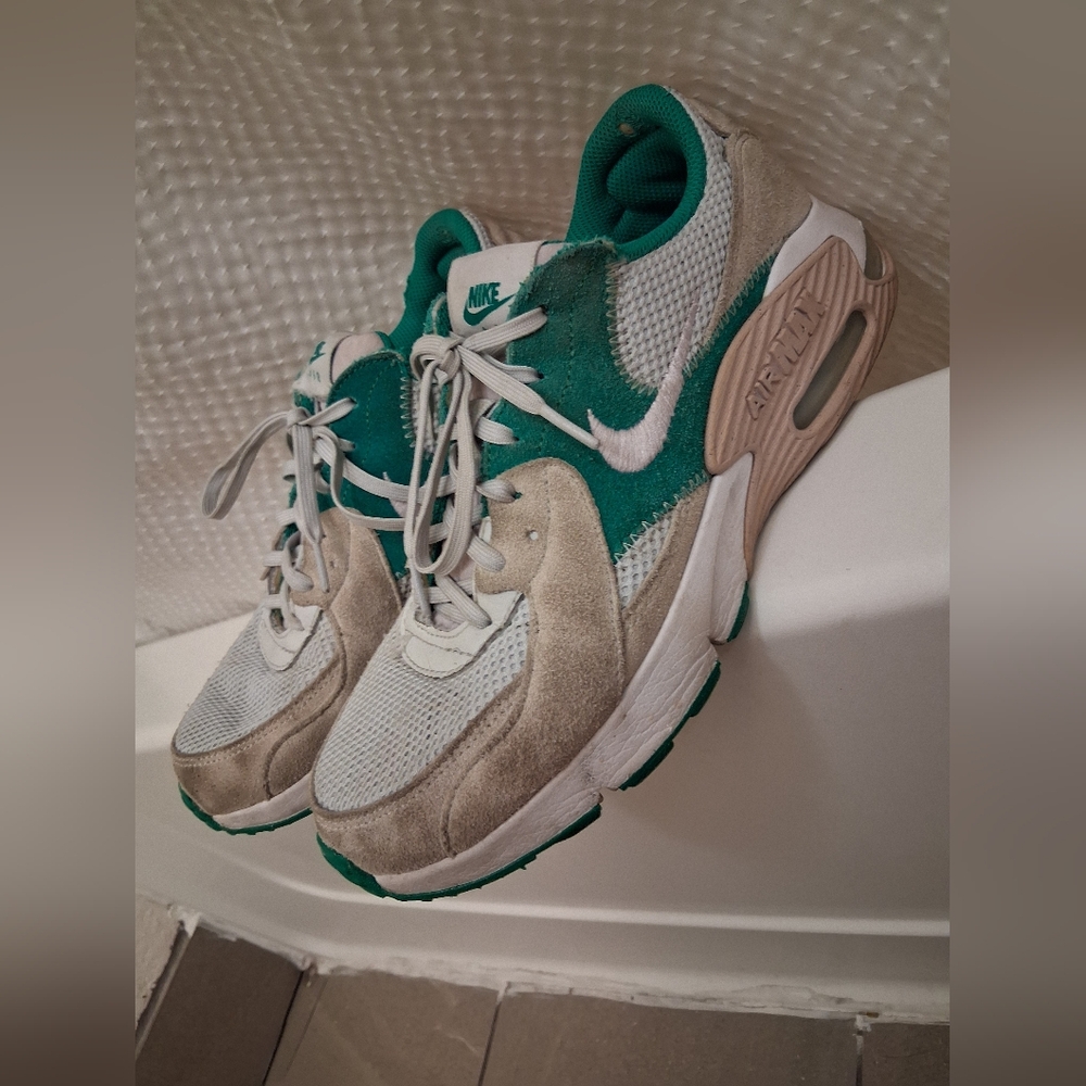 Nike Air Max Sneakers in Green and White